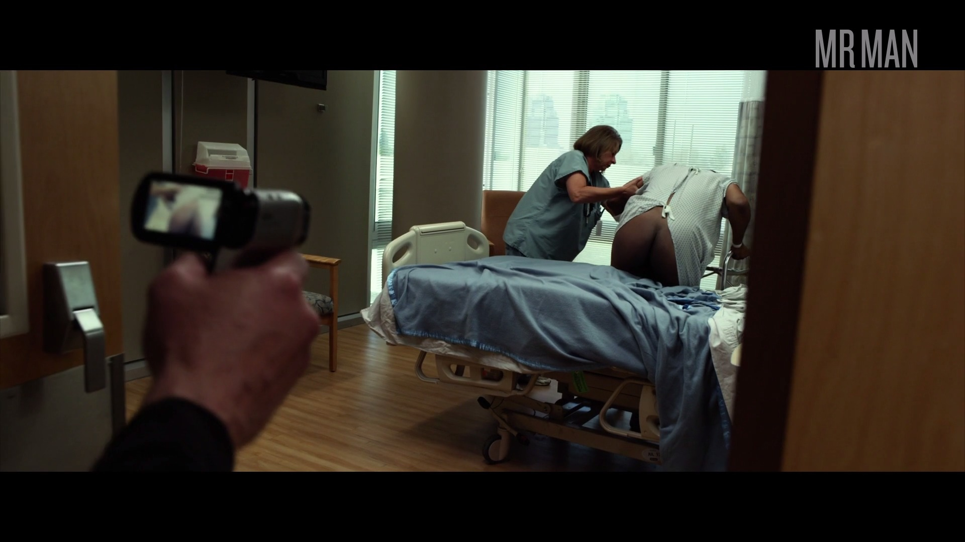 Nudes of Whip Whitaker from Flight. Butt, shirtless, underwear. 600