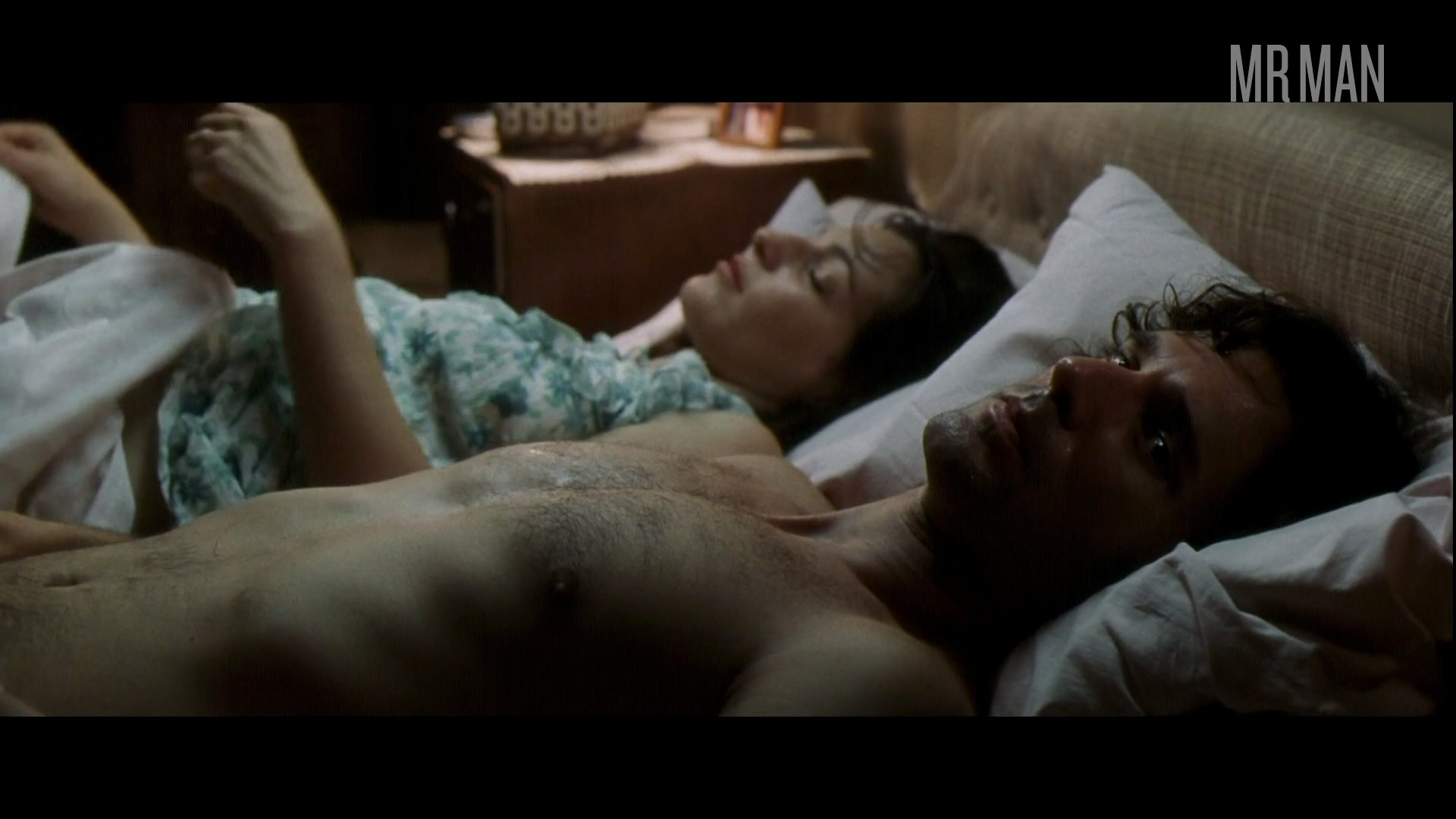 Eric Bana Nude as Avner. Butt, Sexy, Shirtless, Straight. 2750