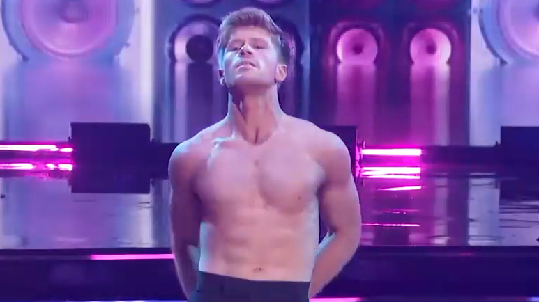 Hottest Robert Irwin Scene in Dancing with the Stars. Shirtless. 83264