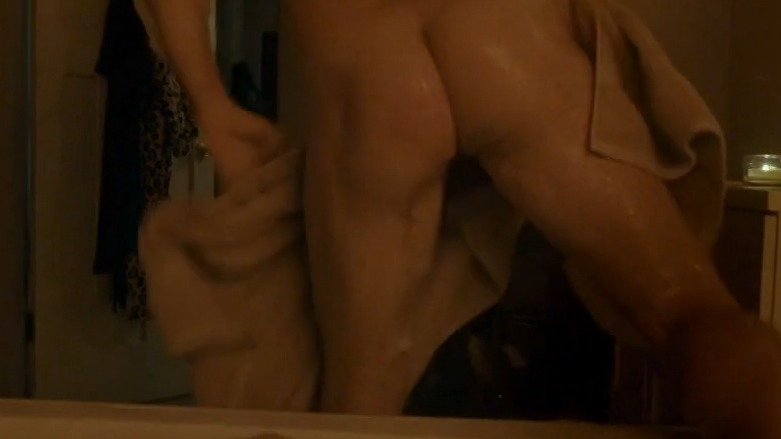Ewan McGregor Naked as Emmit Stussy / Ray Stussy. Butt, Shirtless. 19491
