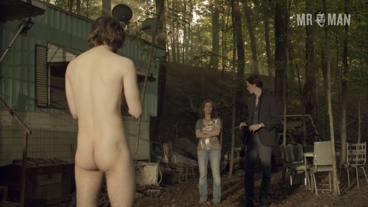 Landon Liboiron Naked in Hemlock Grove. Butt, Shirtless, sexy, straight. 14479