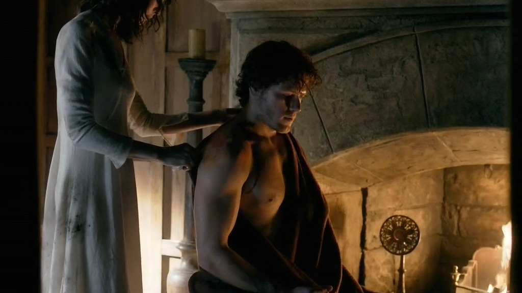 Hottest Sam Heughan Scene in Outlander. Shirtless, butt, gay. 6386