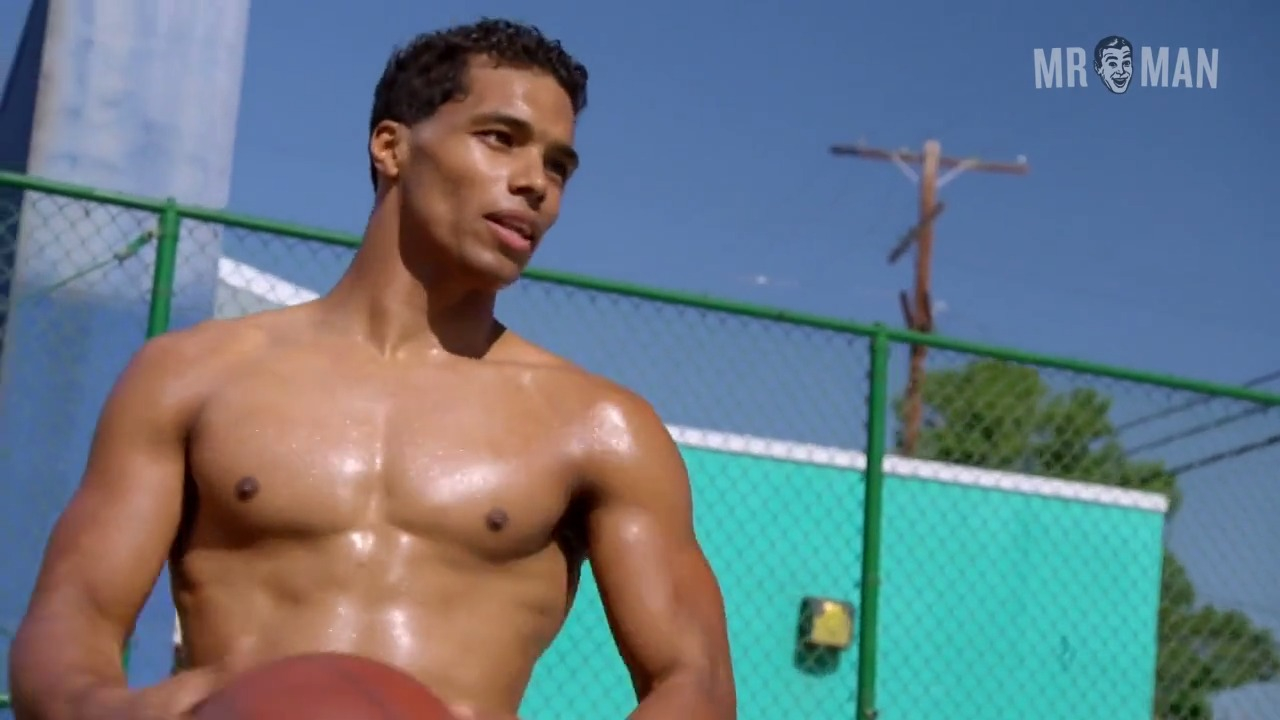 Sexiest Rome Flynn Scene in How to Get Away With Murder. Shirtless, sexy, straight. 26341