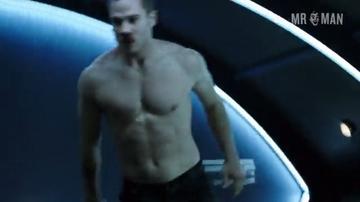 Hottest D'Avin Jaqobis Scenes. Shirtless, bulge, sexy. 10611