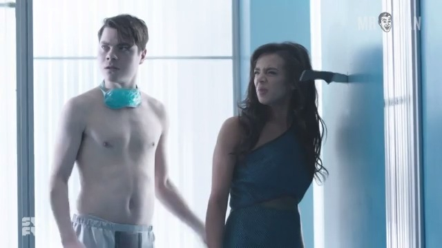 Sexiest Atticus Mitchell Scene in Killjoys. Shirtless, straight. 20455