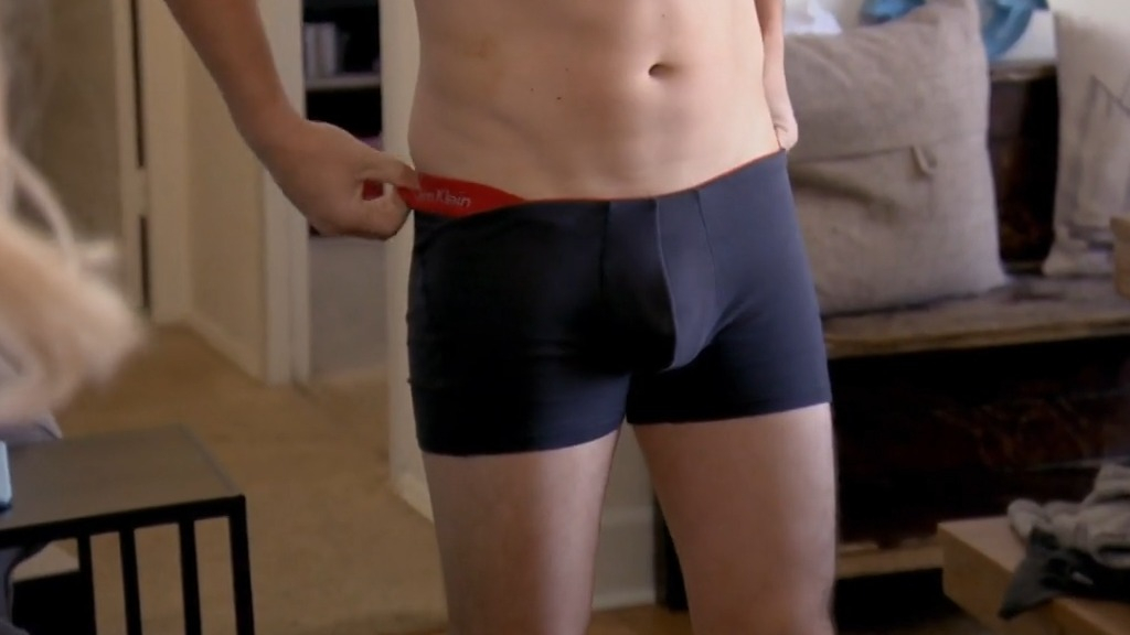 Hottest Tom Sandoval Scene in Vanderpump Rules. Bulge, Shirtless, Underwear, bathing suit, butt. 18812