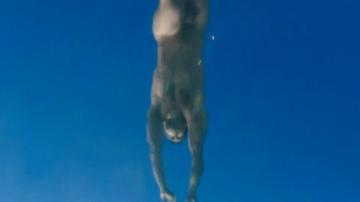 Damian Lewis Nude as Bobby 'Axe' Axelrod. Balls, Penis, Shirtless, Body Double, bathing suit, bulge. 12350