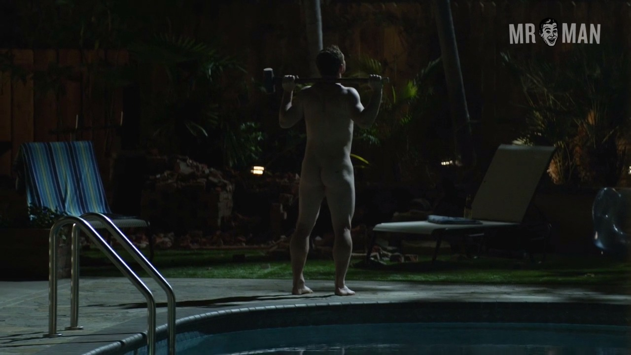 Shawn Hatosy Naked in Animal Kingdom. Sexy, Shirtless, Butt, bathing suit, straight. 14653