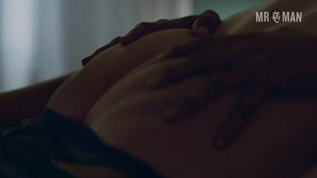 Shawn Hatosy Nude as Andrew "Pope" Cody. Butt, Sexy, Straight, bathing suit, shirtless. 15458