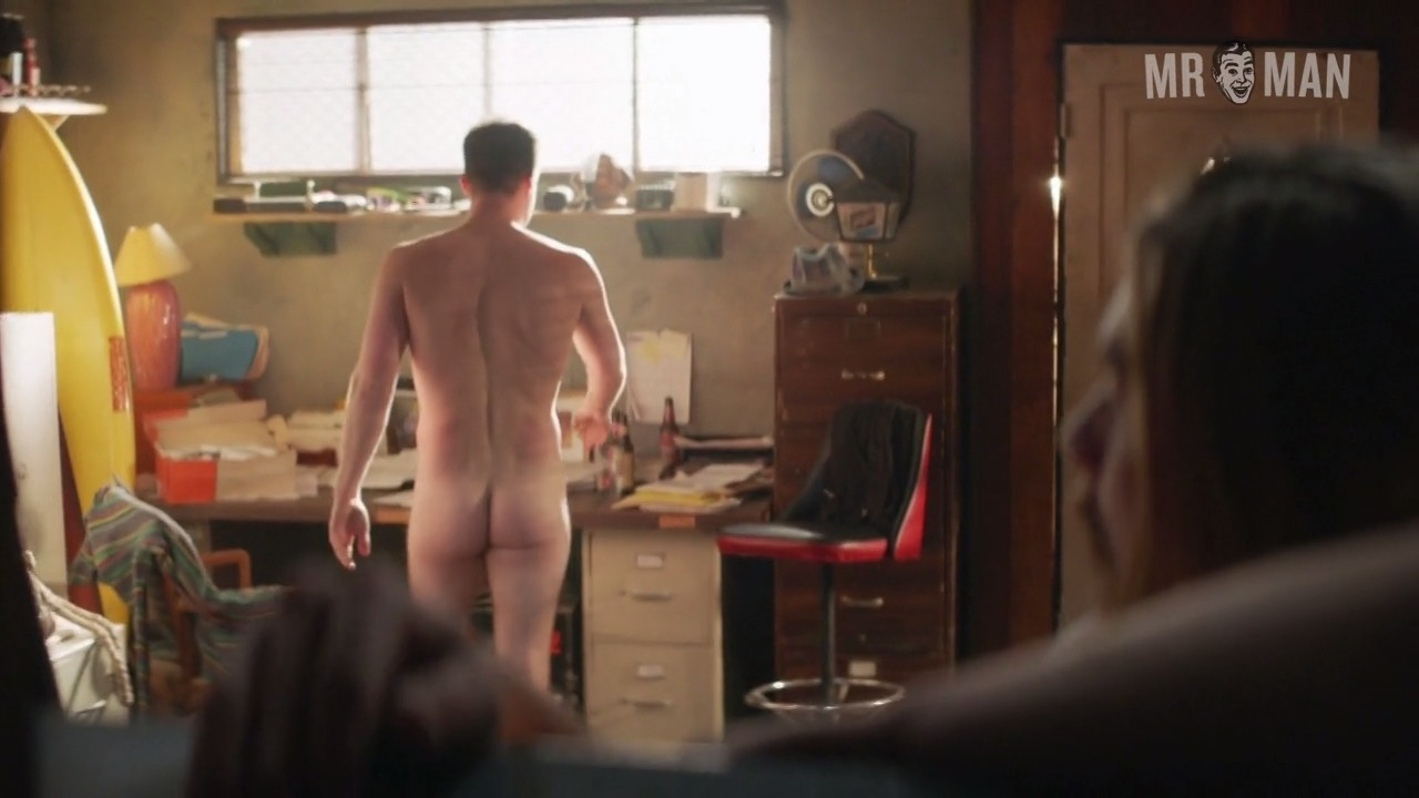 Andy Favreau Naked in Animal Kingdom. Gay, Sexy, Shirtless, Butt, bathing suit, bulge. 20821