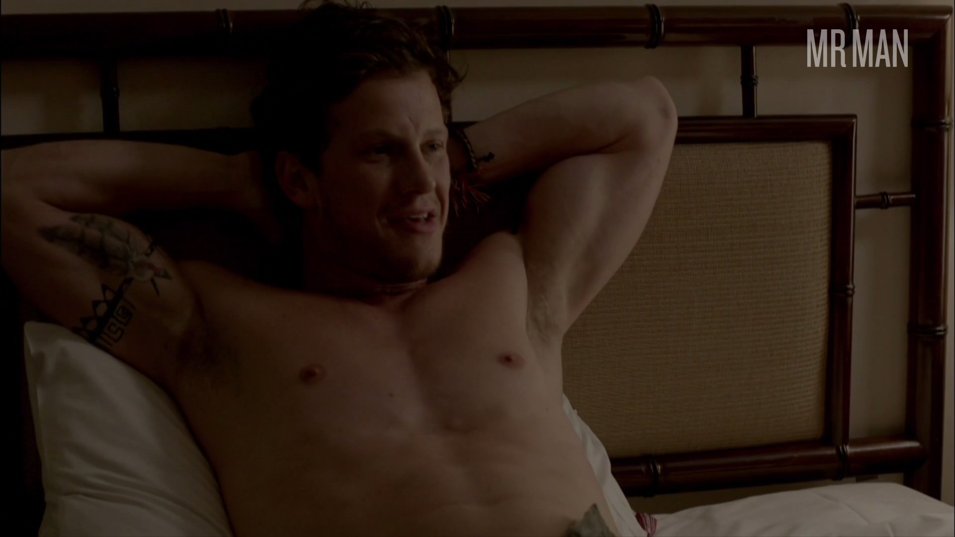 O Negócio's Sexiest Scenes with Dudu Pelizzari. Sexy, Shirtless, Straight. 39000