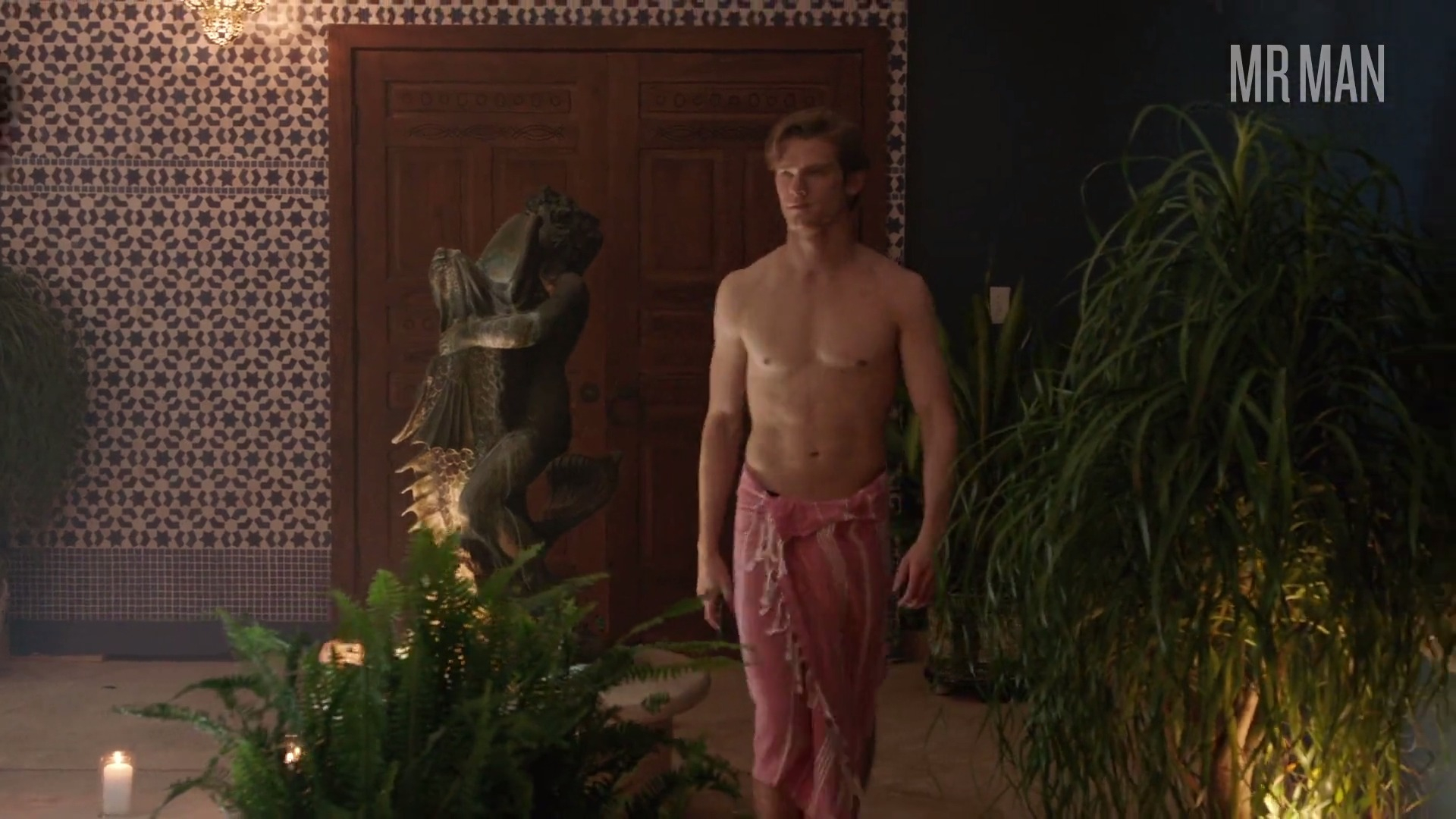 Sexiest Scenes of Angus MacGyver from MacGyver. Shirtless, sexy. 56477