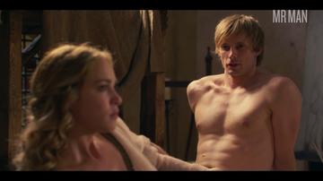 Bradley James in Medici (2016-2018) Shirtless Shirtless 30042