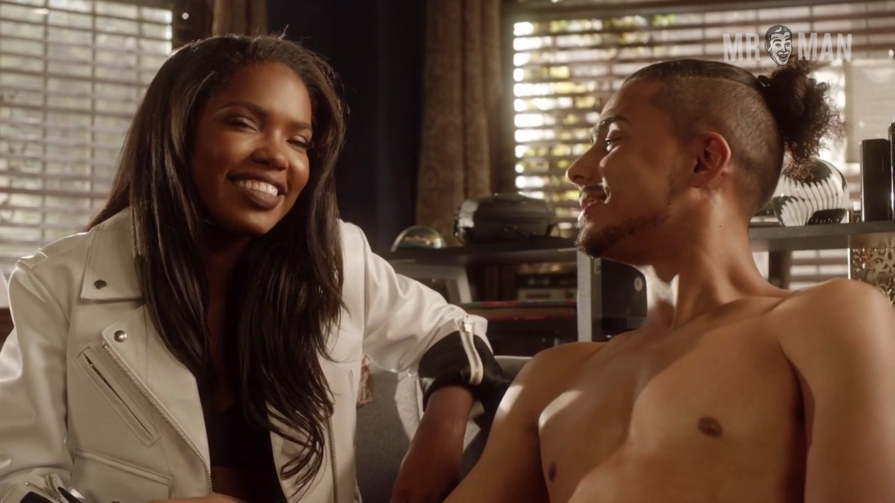 Star's Sexiest Scenes with Quincy Brown. Shirtless, straight, underwear. 26334