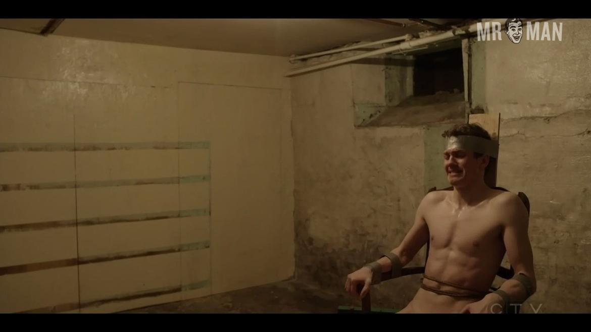 Robert Naylor in Cardinal (2017-2019) Shirtless Sexy Shirtless 18414