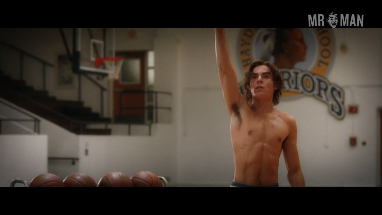 Hottest Zac Efron Scene in 17 Again. Shirtless. 20426