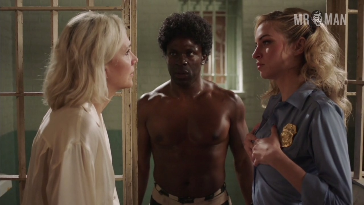 Hottest Gbenga Akinnagbe Scene in The Deuce. Shirtless, balls, butt. 26348