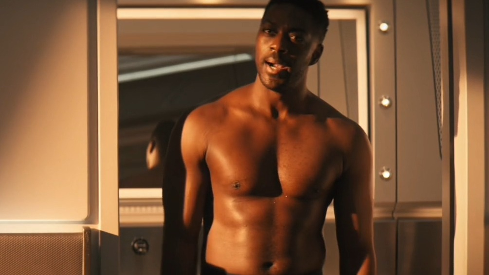 Sexiest Scenes of Cleveland "Book" Booker from Star Trek: Discovery. Shirtless, sexy, straight. 55223