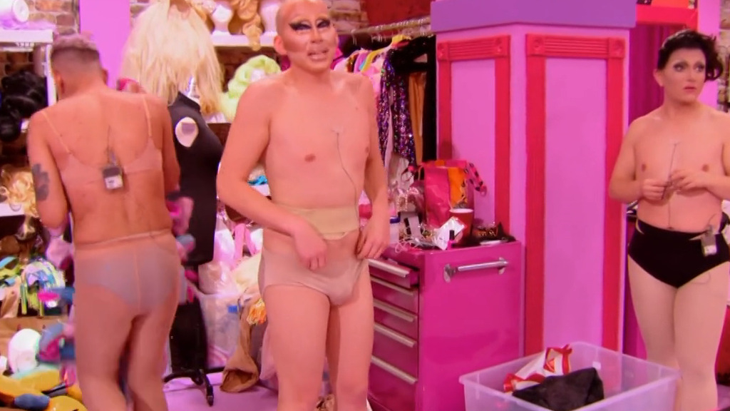 Sexiest Scenes of Self - Contestant from RuPaul's Drag Race All Stars. Bulge, Shirtless, Underwear. 23489