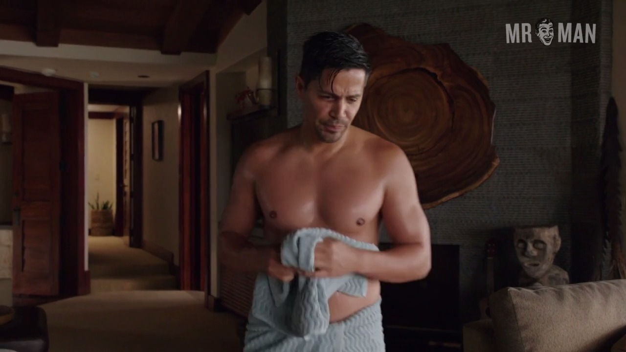 Sexiest Jay Hernandez Scene in Magnum P.I.. Sexy, Shirtless, straight. 26305