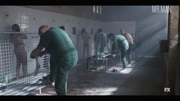 Sexiest Scenes of Ray Shoesmith from Mr Inbetween. Shirtless, butt, sexy. 61505