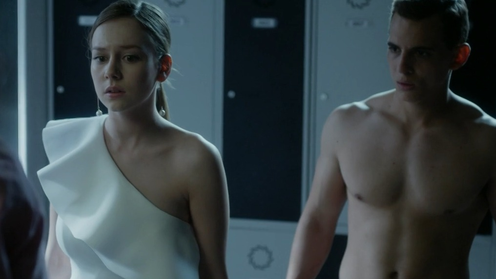 Hottest Miguel Herrán Scene in Elite. Shirtless, Straight, bulge, butt. 26468
