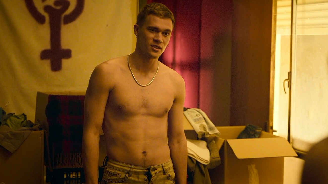 Sexiest Scenes of Eric from Elite. Shirtless, bathing suit, bulge. 77273