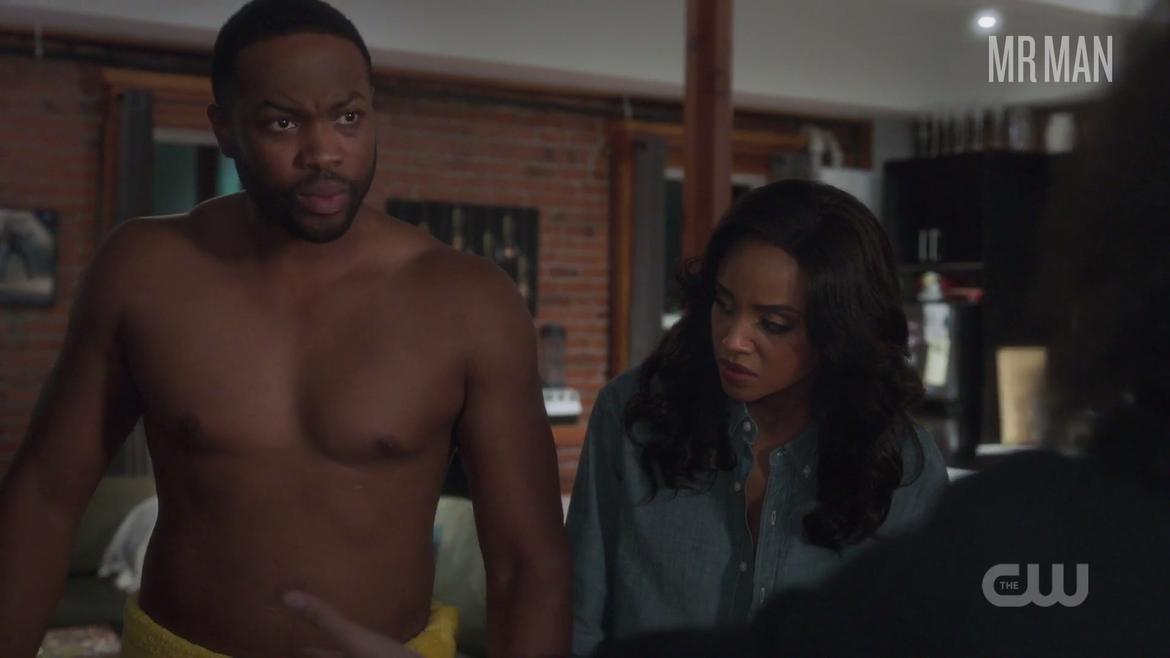 Ser'Darius Blain in Charmed (2018-2019) Shirtless Shirtless 27434