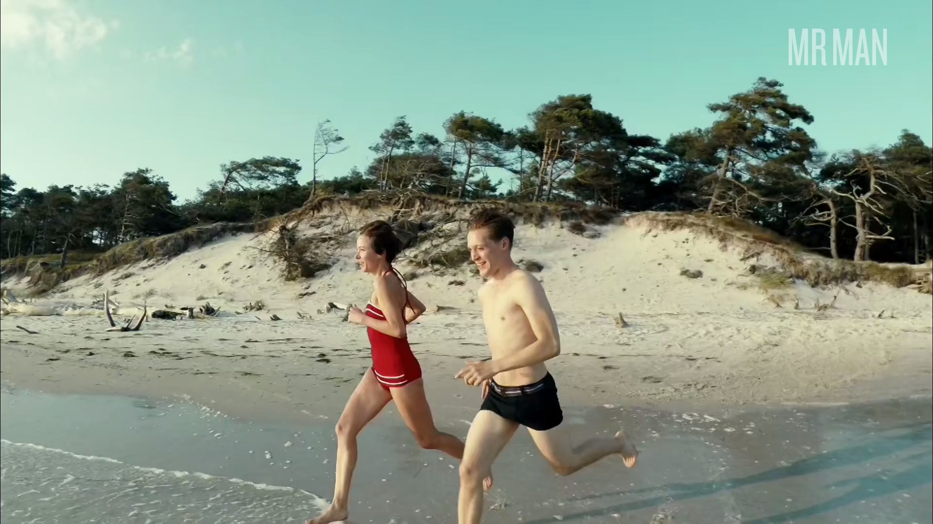 Hottest Jonas Nay Scene in A Minute's Silence. Bathing Suit, Shirtless, Straight, balls, butt. 27686