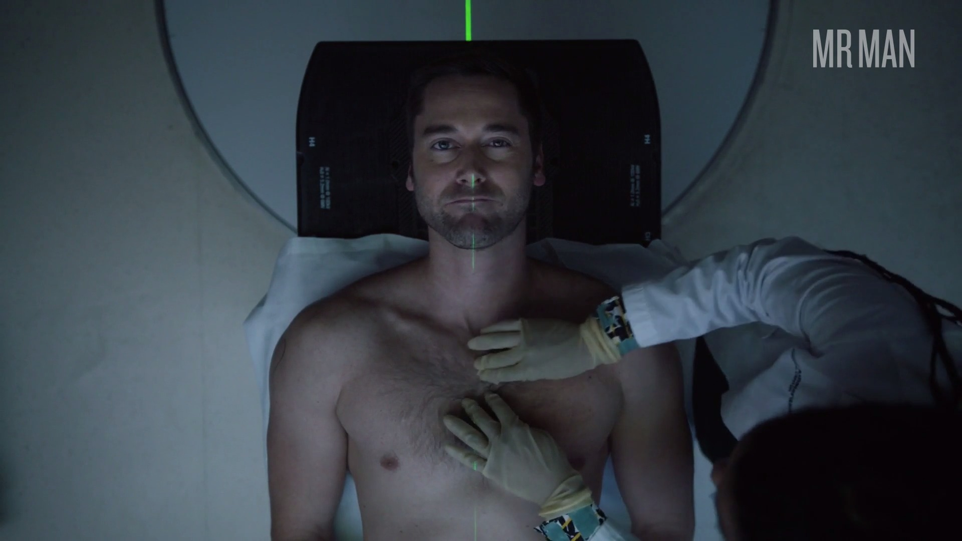 Hottest Ryan Eggold Scene in New Amsterdam. Shirtless, straight. 28022