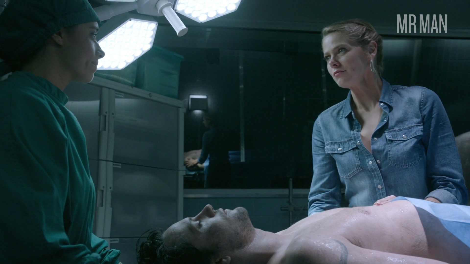 Hottest Max Evans Scenes. Shirtless, straight. 47919