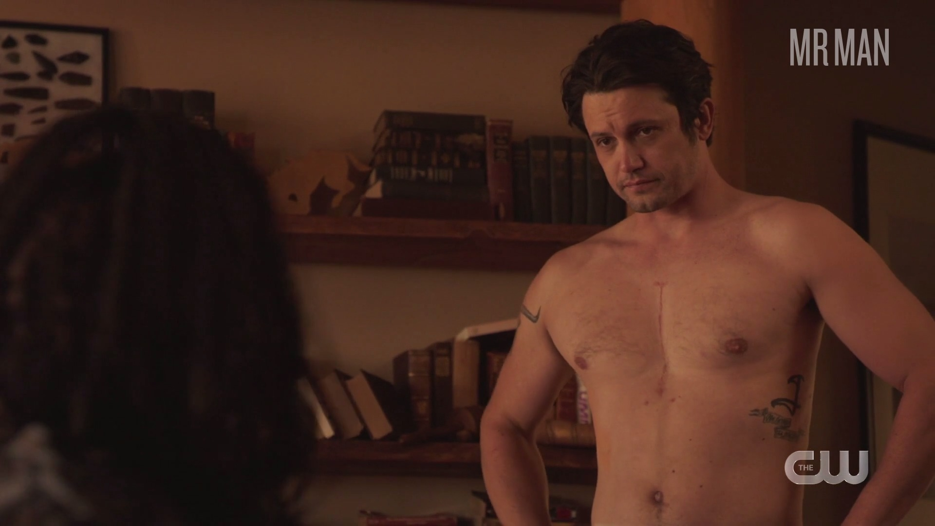 Sexiest Scenes of Max Evans from Roswell, New Mexico. Shirtless, straight. 63521