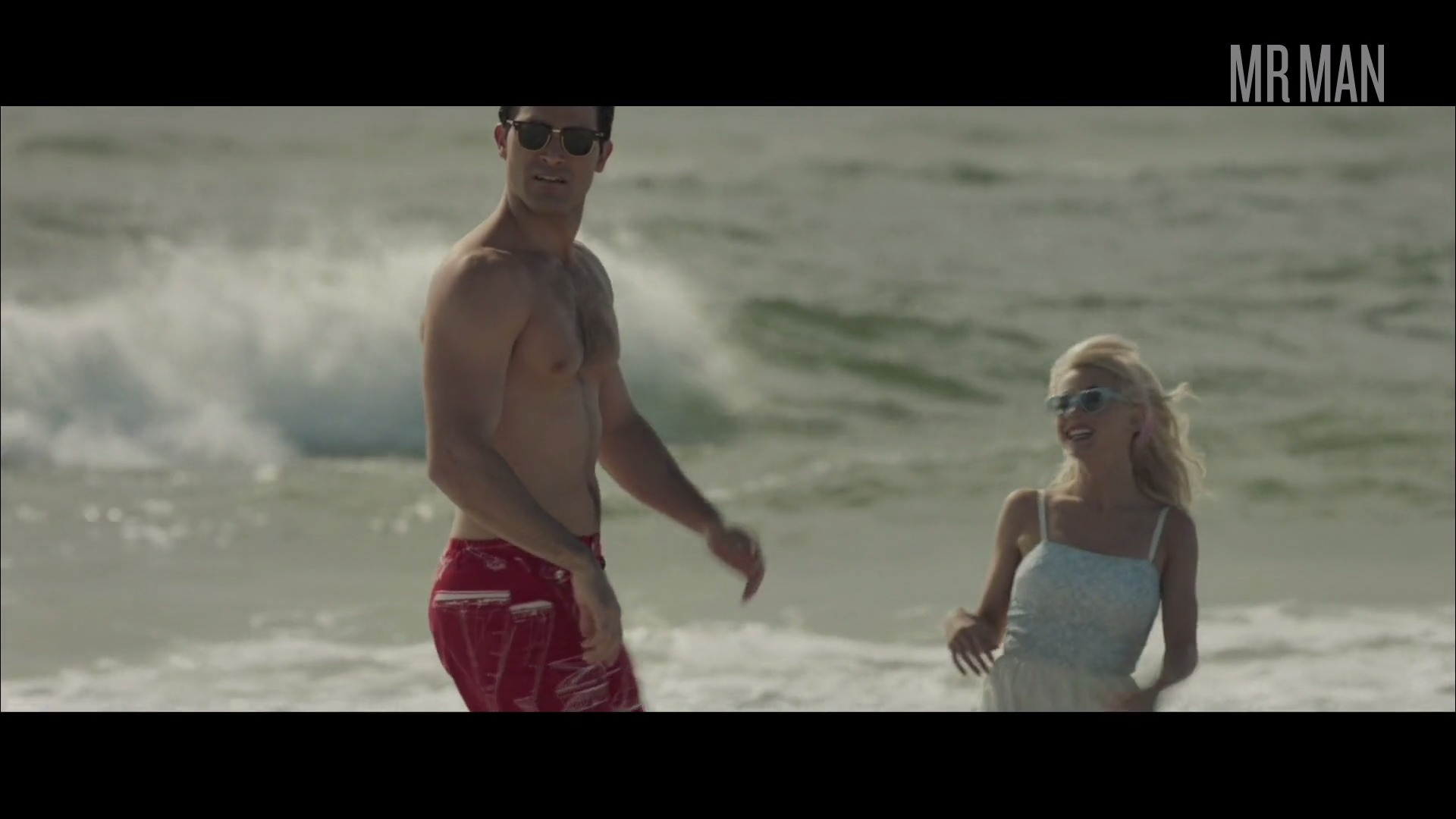Bigger's Sexiest Scenes with Tyler Hoechlin. Bathing Suit, Shirtless, bulge, underwear. 30354