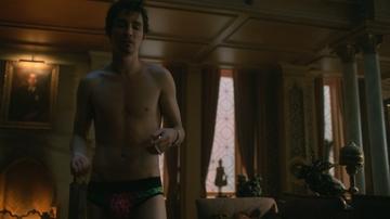 Robert Sheehan in The Umbrella Academy (2019-2024) Bulge Shirtless Underwear Bulge Gay 30714