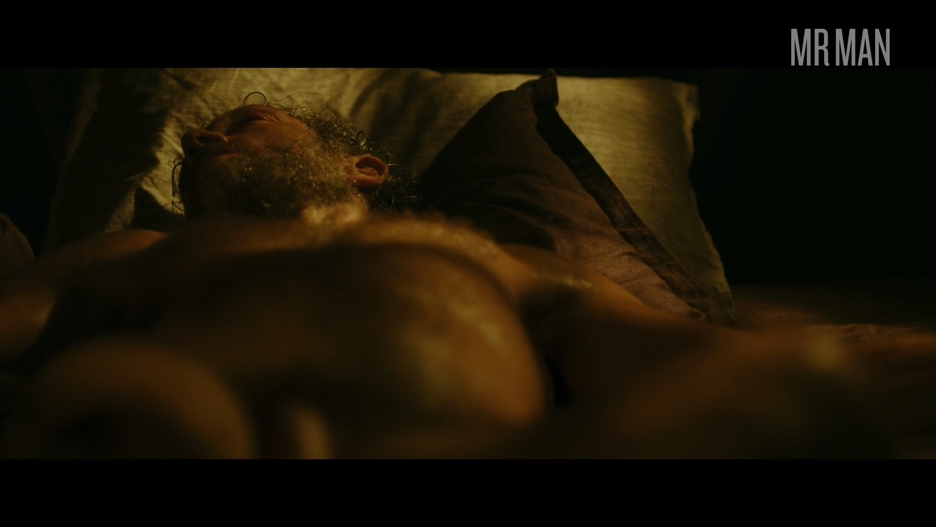 Vincent Cassel in Black Tide (2018) Penis Shirtless Penis Shirtless 34596