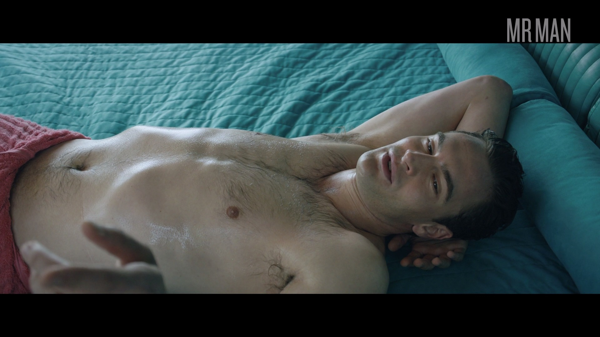 Cold Pursuit's Sexiest Scenes with Tom Bateman. Shirtless. 34692