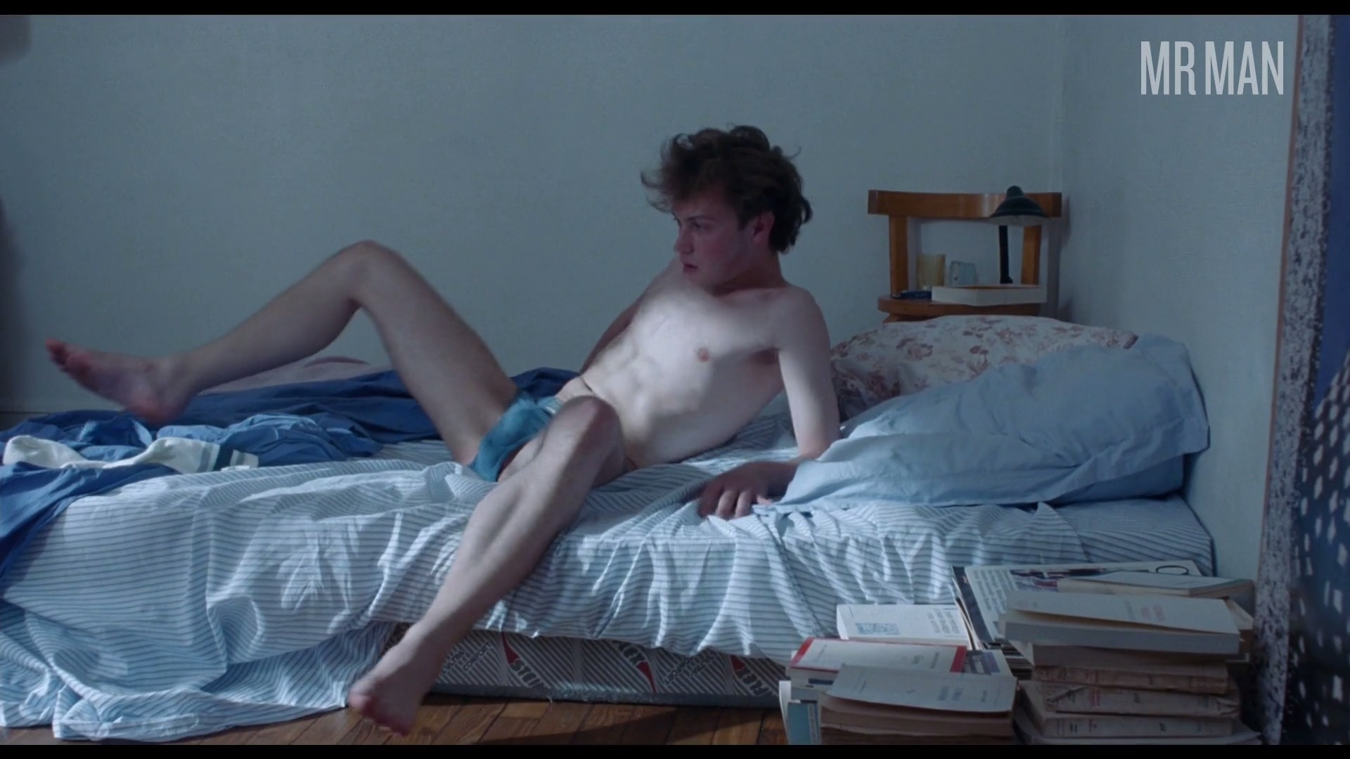 Sorry Angel's Sexiest Scenes with Vincent Lacoste. Sexy, Shirtless, Underwear, bulge, butt. 34782