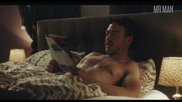 The Neighbors's Sexiest Scenes with Fedja van Huêt. Shirtless. 35568