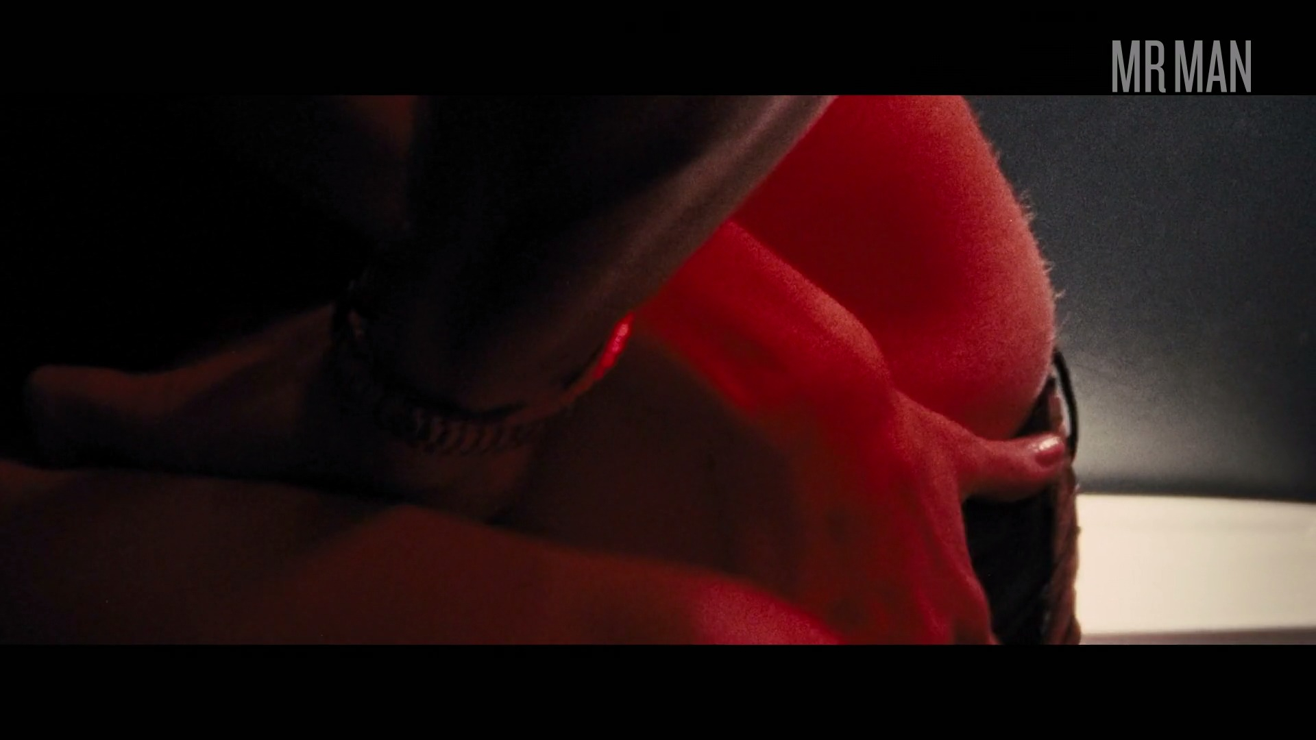 Liam Hemsworth in Killerman (2019) Sexy Straight Sexy Straight 42909