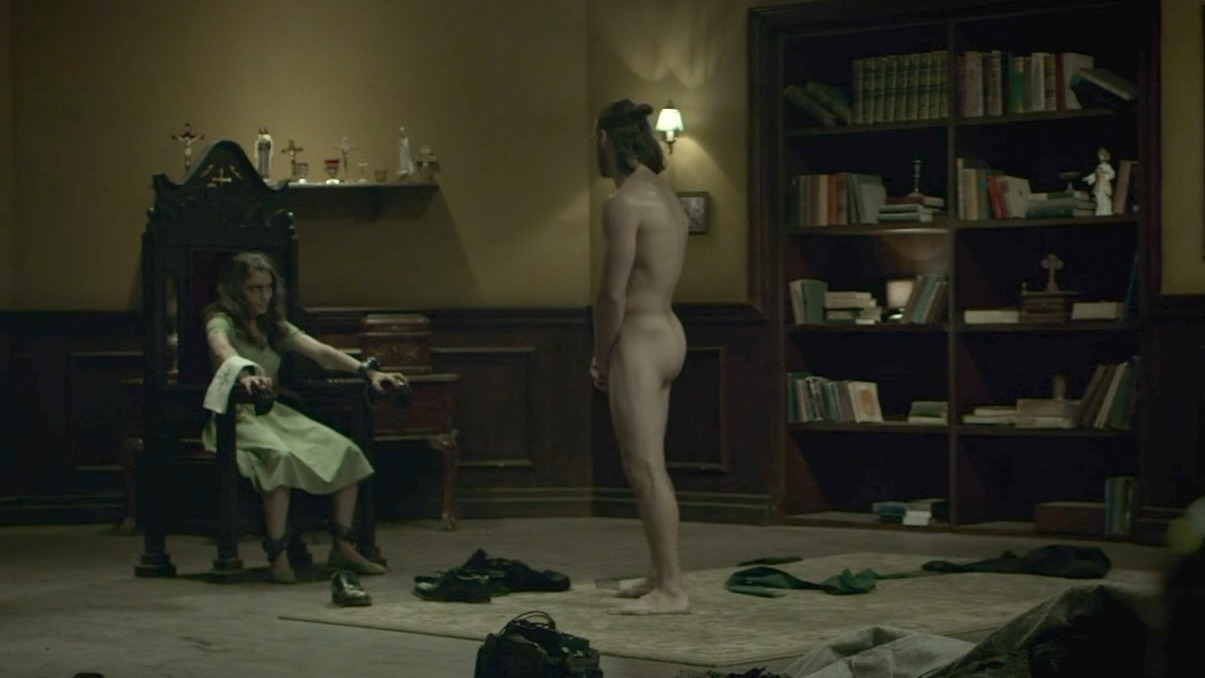 Ryan Guzman Nude as Max. Butt, Shirtless, sexy. 54656