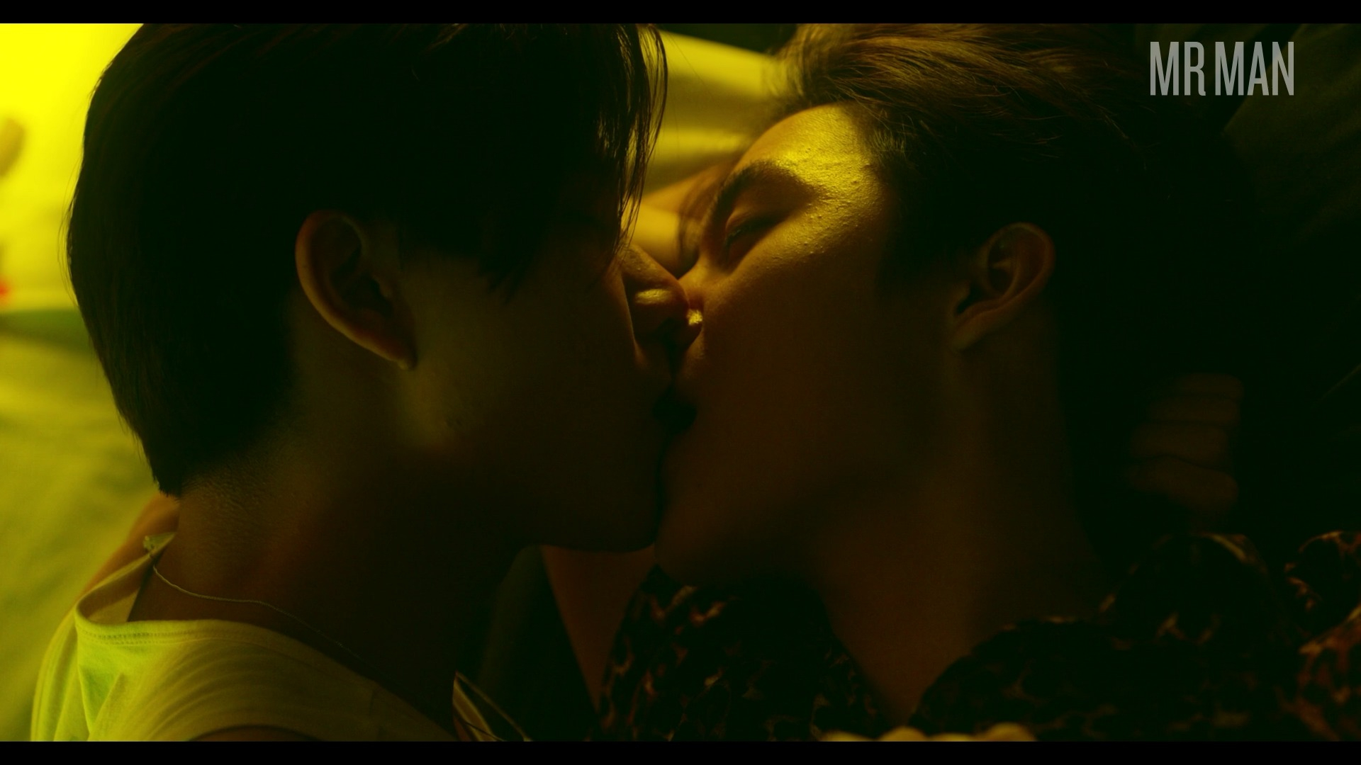 The Stranded's Sexiest Scenes with Siwat Jumlongkul. Gay, Sexy, shirtless. 42384