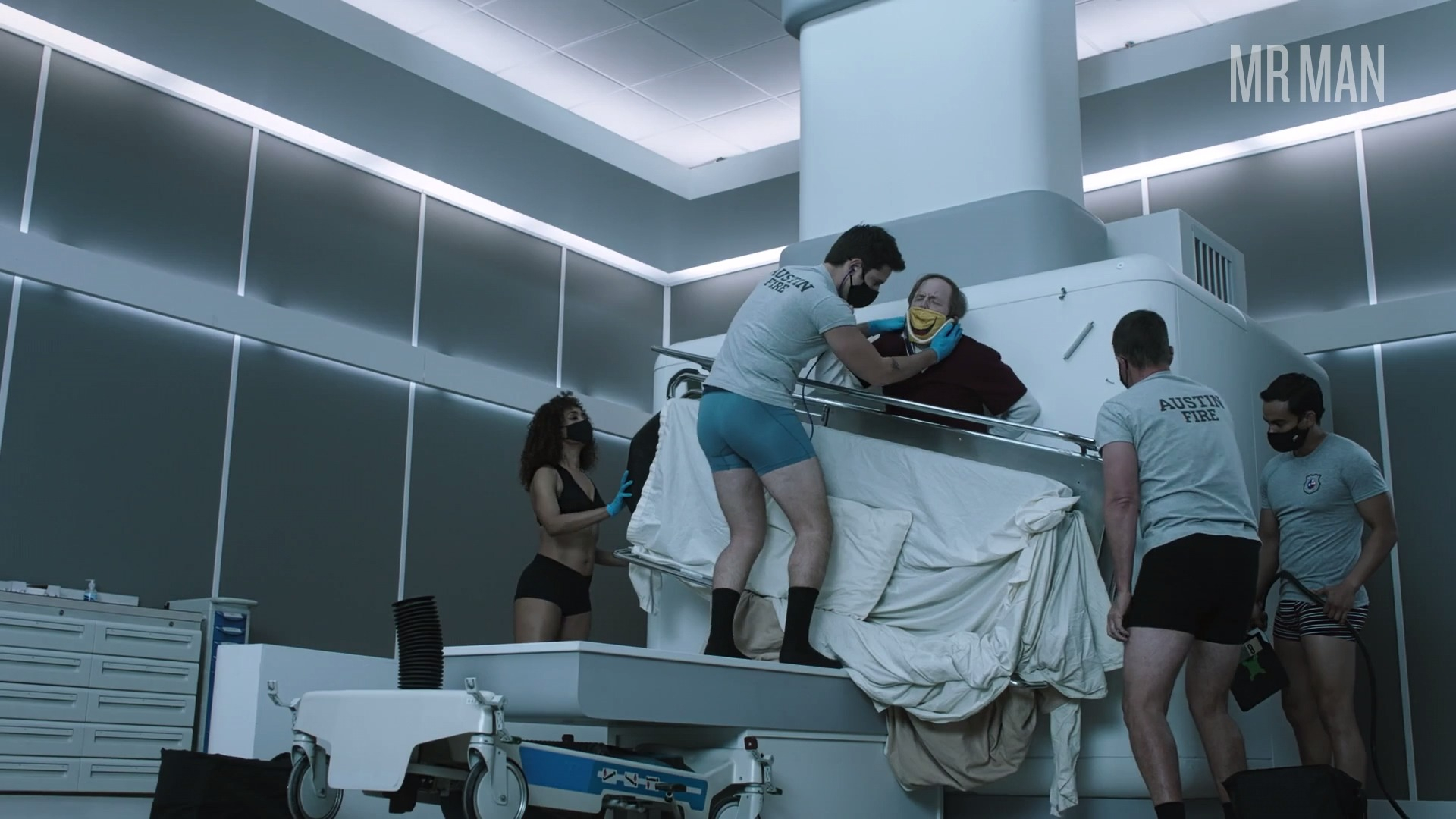 Sexiest Scenes of Owen Strand from 9-1-1: Lone Star. Underwear, shirtless, straight. 58913