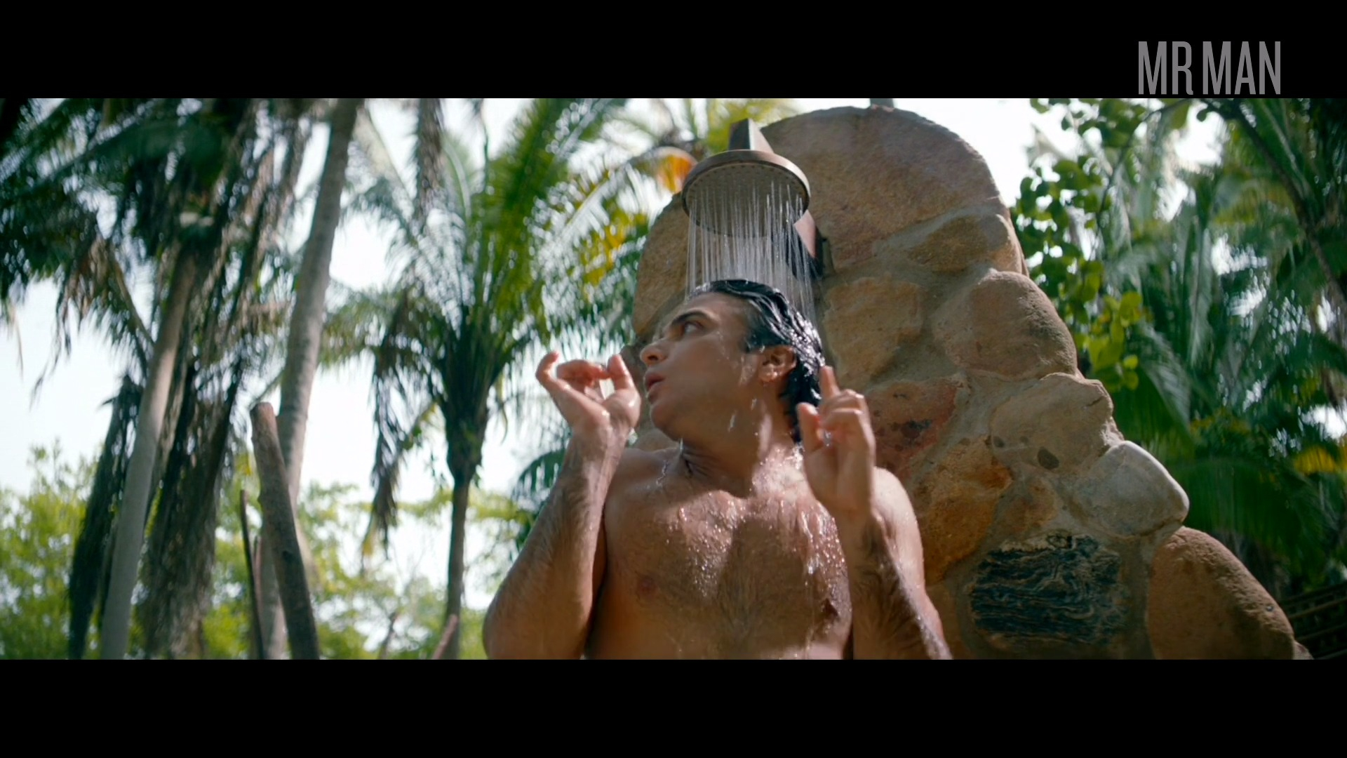 My Boyfriend's Meds's Sexiest Scenes with Jaime Camil. Shirtless, bulge, underwear. 49122