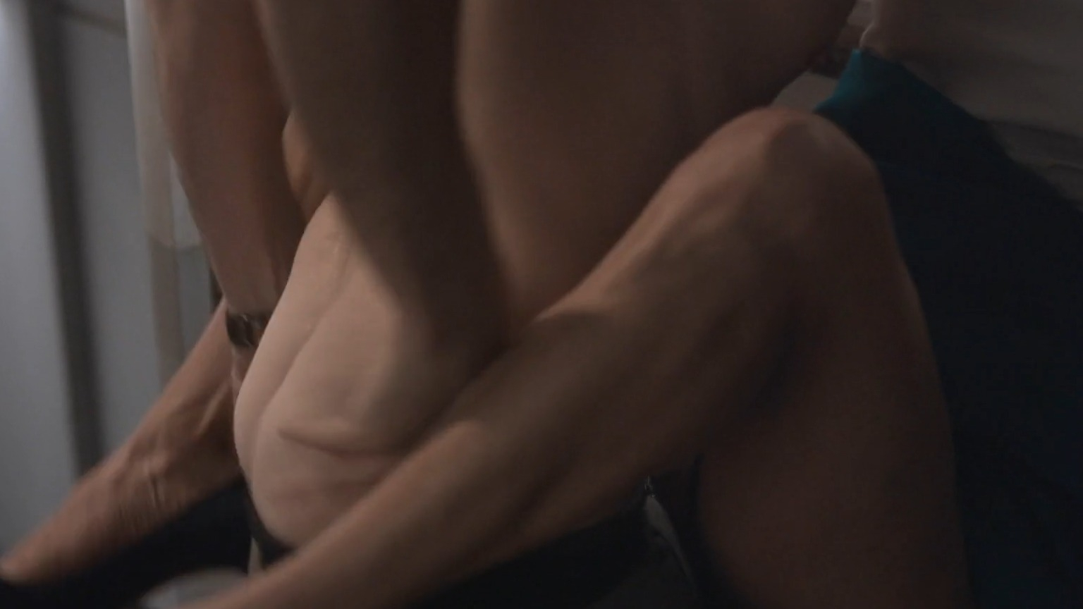 Iddo Goldberg Naked as Bennett Knox. Butt, Sexy, Shirtless, straight. 50367