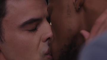 Arno Greeff, Mpho Sibeko in Blood & Water (2020-2024) Gay Bathing Suit Bulge 74459