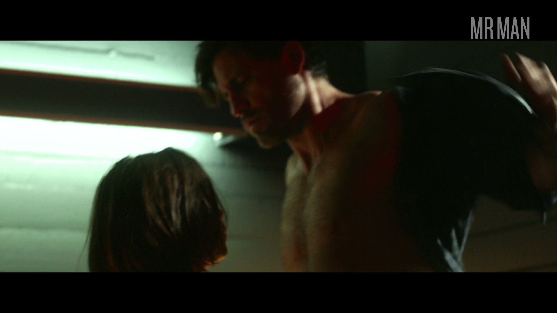 The Last Days of American Crime's Sexiest Scenes with Edgar Ramírez. Shirtless, Straight. 50052