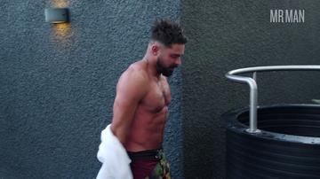 Zac Efron in Down to Earth with Zac Efron (2020-2022) Bathing Suit Shirtless Bathing Suit Shirtless 51528