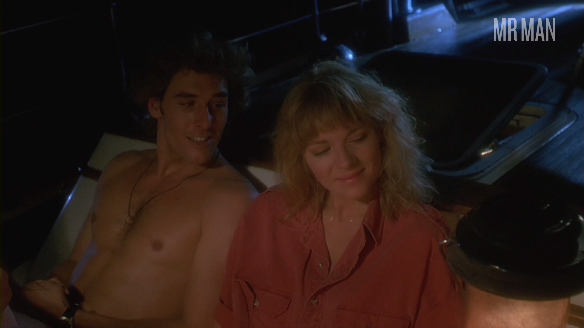 Sexiest Scenes of Jeff Schubb from Midnight Crossing. Shirtless, Straight. 52757