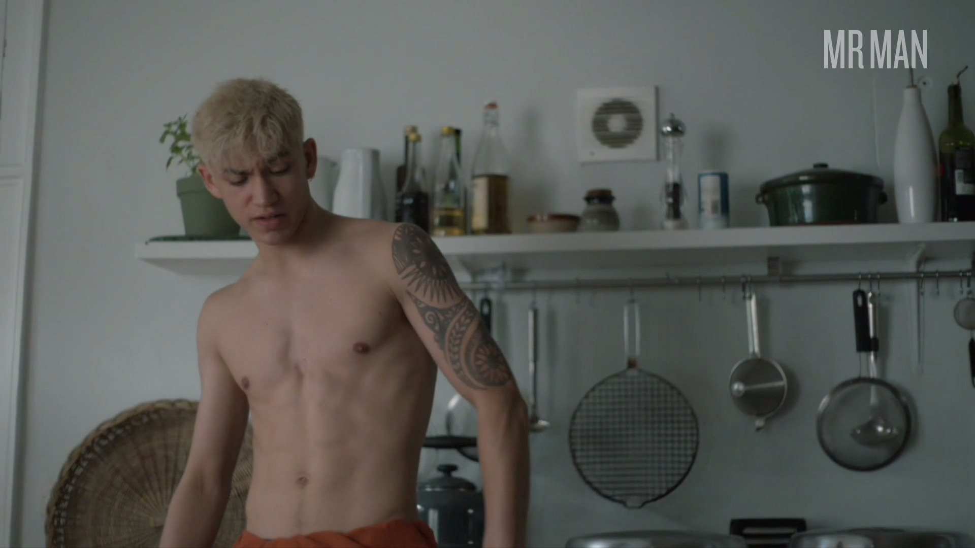 Hottest Archie Renaux Scene in Gold Digger. Shirtless, straight. 53330