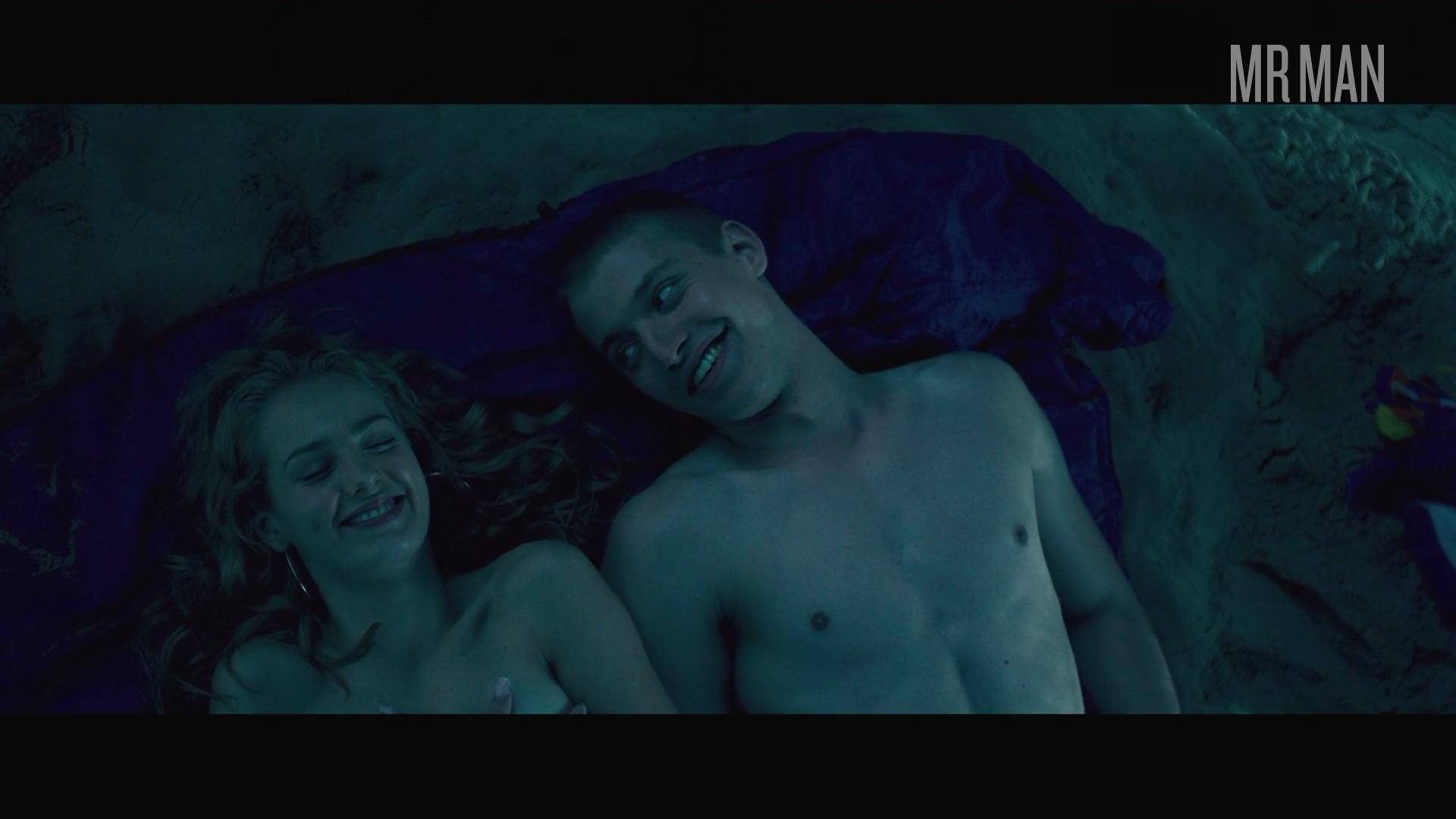 Sexiest Scenes of Daniel Czajka from Nobody Sleeps in the Woods Tonight. Shirtless, Straight. 55187